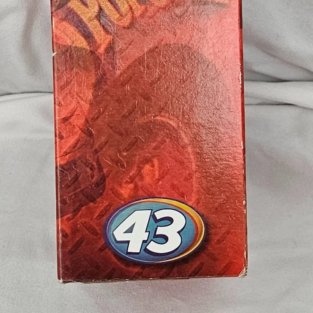 Richard Petty #43 Pop Secret Bobble Head 2002 NASCAR Collectible